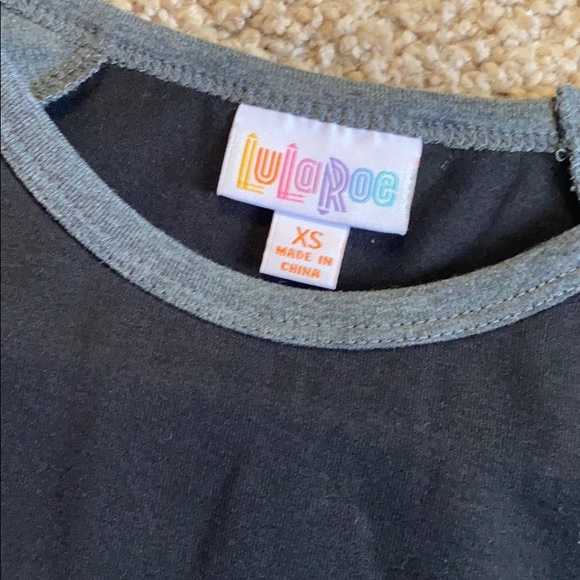 LulaRoe Randy Raglan baseball tee XS (0-4) - Picture 2 of 4